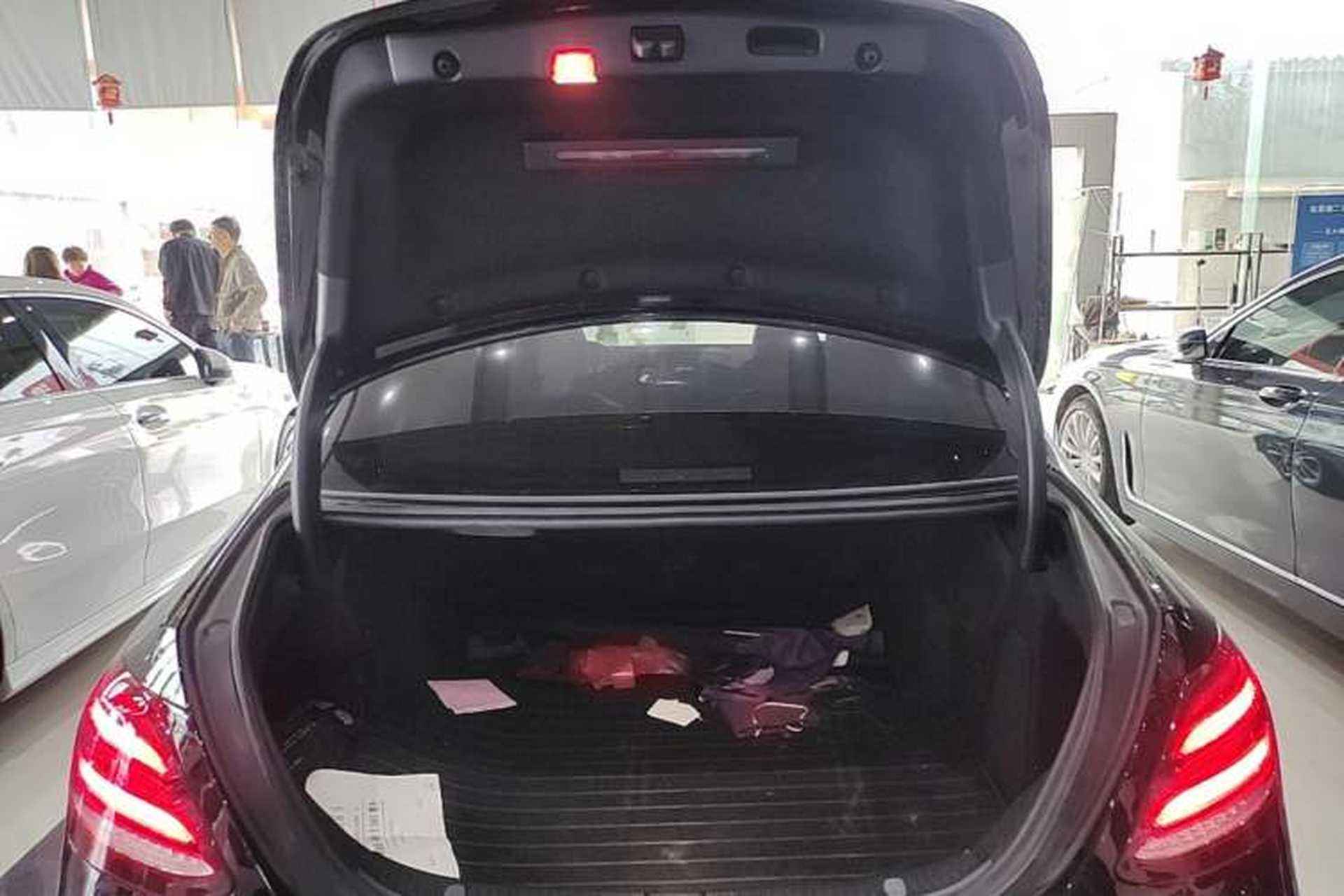 Used Mercedes-Benz E-Class 2019 E 260 L Trunk