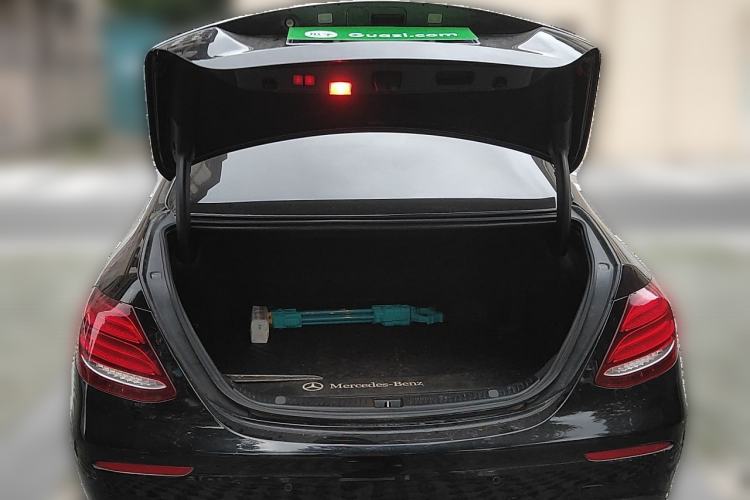 Used Mercedes-Benz E-Class 2019 E 260 L Sport 4MATIC Trunk