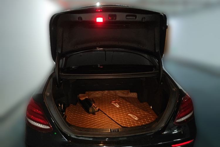 Used Mercedes-Benz E-Class 2019 E 300 L Sporty and Stylish Model Trunk