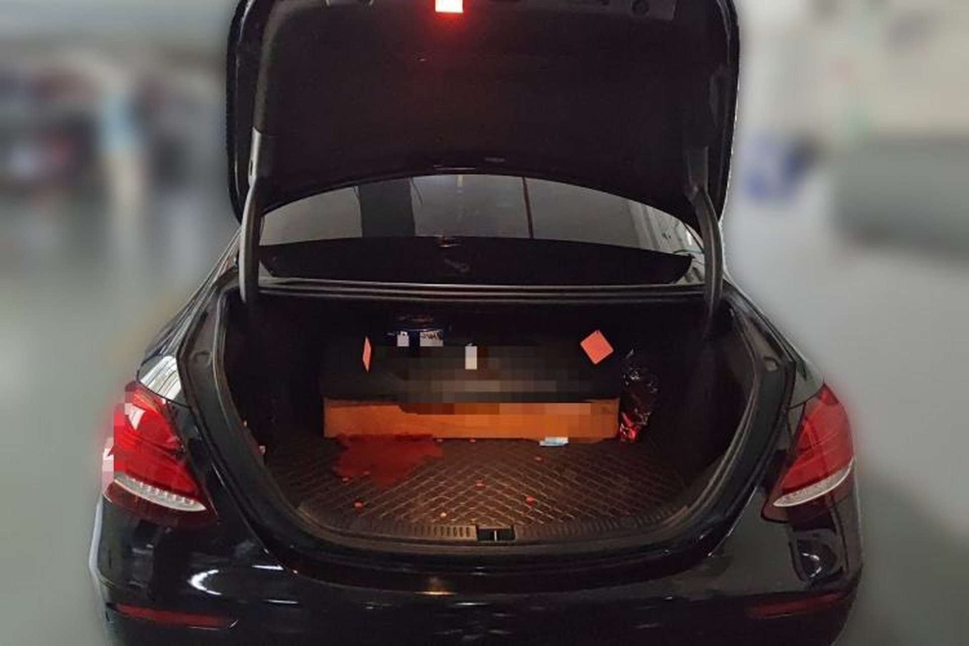 Used Mercedes-Benz E-Class 2019 Facelifted E 300 L Stylish Version Trunk
