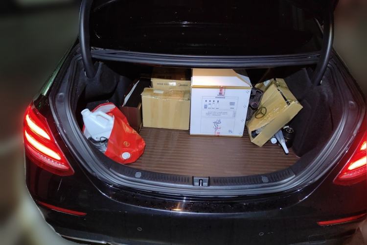Used Mercedes-Benz E-Class 2019 Restyled E 300 L Sporty and Stylish Edition Trunk