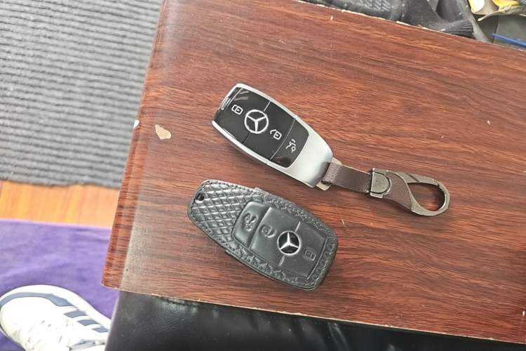 Used Mercedes-Benz E-Class 2019 E 200 L Vehicle Key