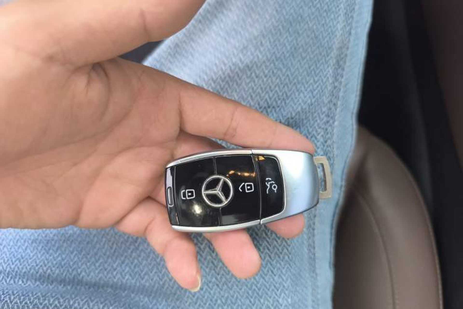 Used Mercedes-Benz E-Class 2019 Restyled E 300 L Sport Luxury Edition Vehicle Key