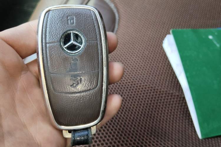 Used Mercedes-Benz E-Class 2019 E 260 L Vehicle Key