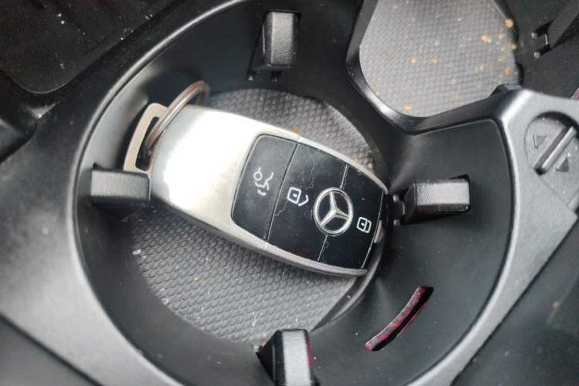 Used Mercedes-Benz E-Class 2019 Facelifted E 300 L Stylish Version Vehicle Key