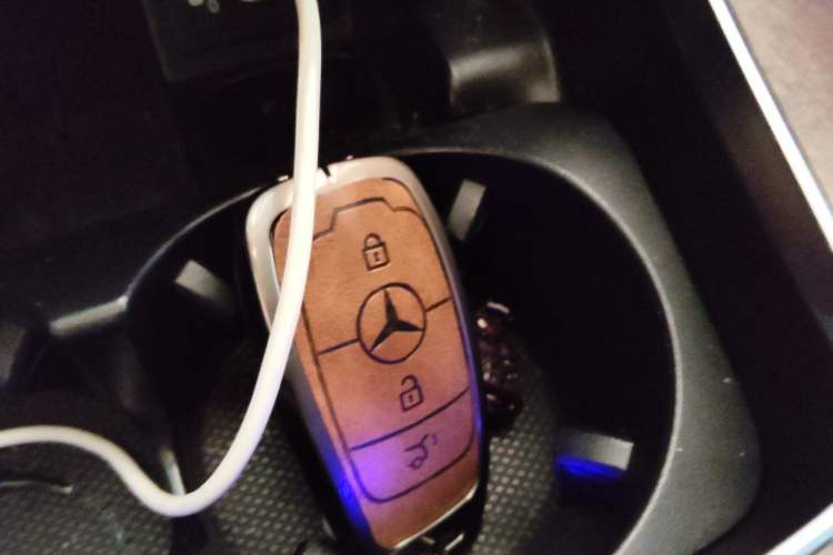 Used Mercedes-Benz E-Class 2019 Facelifted E 300 L Stylish Version Vehicle Key