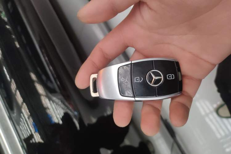 Used Mercedes-Benz E-Class 2019 E 260 L Sport Edition Vehicle Key
