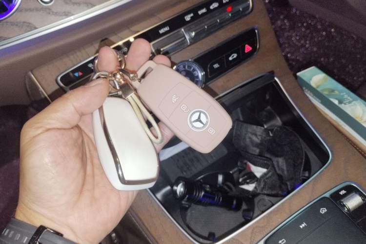 Used Mercedes-Benz E-Class 2019 E 260 L Vehicle Key