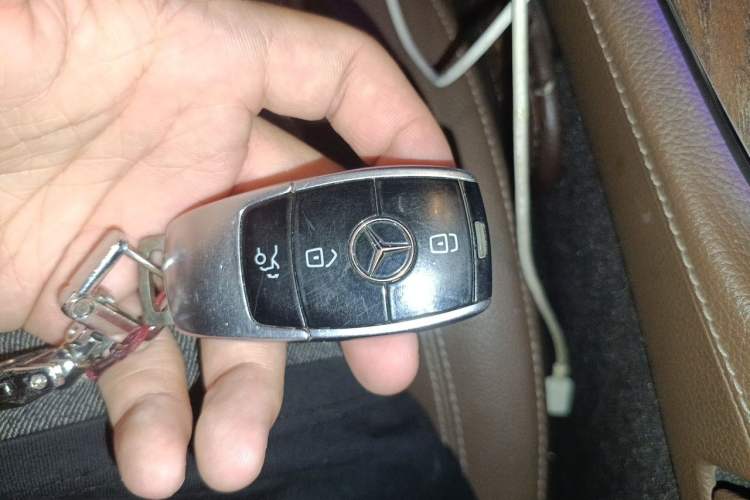 Used Mercedes-Benz E-Class 2019 Restyled E 300 L Luxury Edition Vehicle Key