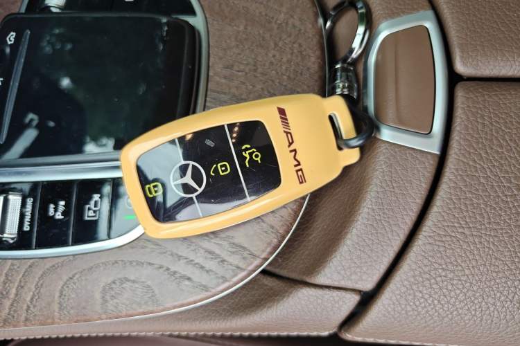 Used Mercedes-Benz E-Class 2019 E 300 L Luxury Model Vehicle Key