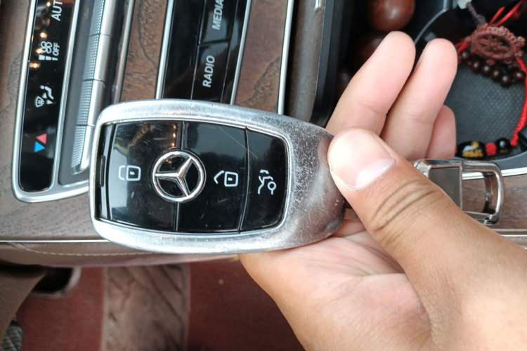 Used Mercedes-Benz E-Class 2019 E 300 L Luxury Model Vehicle Key