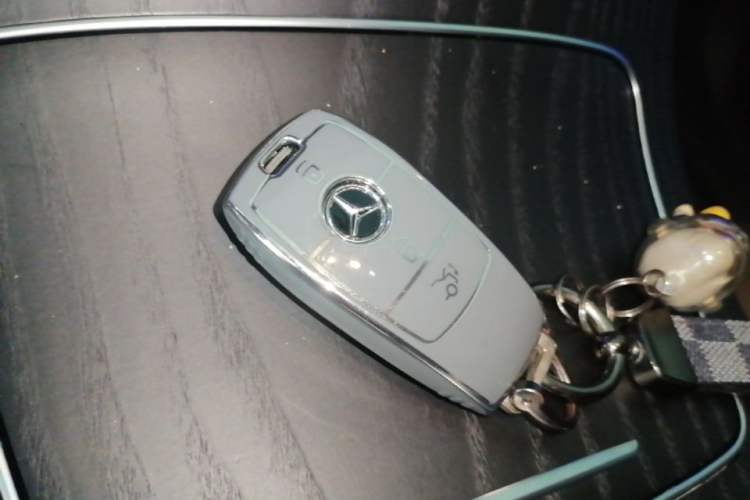 Used Mercedes-Benz E-Class 2019 Restyled E 300 L Sport Luxury Edition Vehicle Key