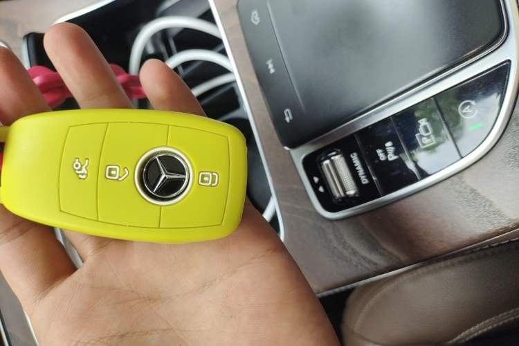 Used Mercedes-Benz E-Class 2019 Restyled E 300 L Luxury Edition Vehicle Key