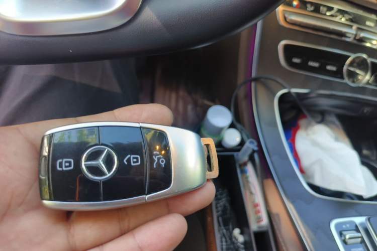 Used Mercedes-Benz E-Class 2019 E 260 L Sport Edition Vehicle Key