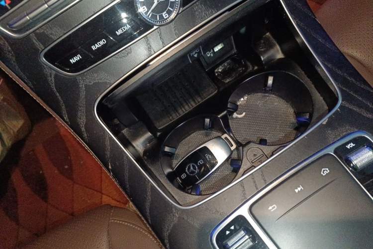 Used Mercedes-Benz E-Class 2019 E 300 L Sport Luxury Edition Vehicle Key