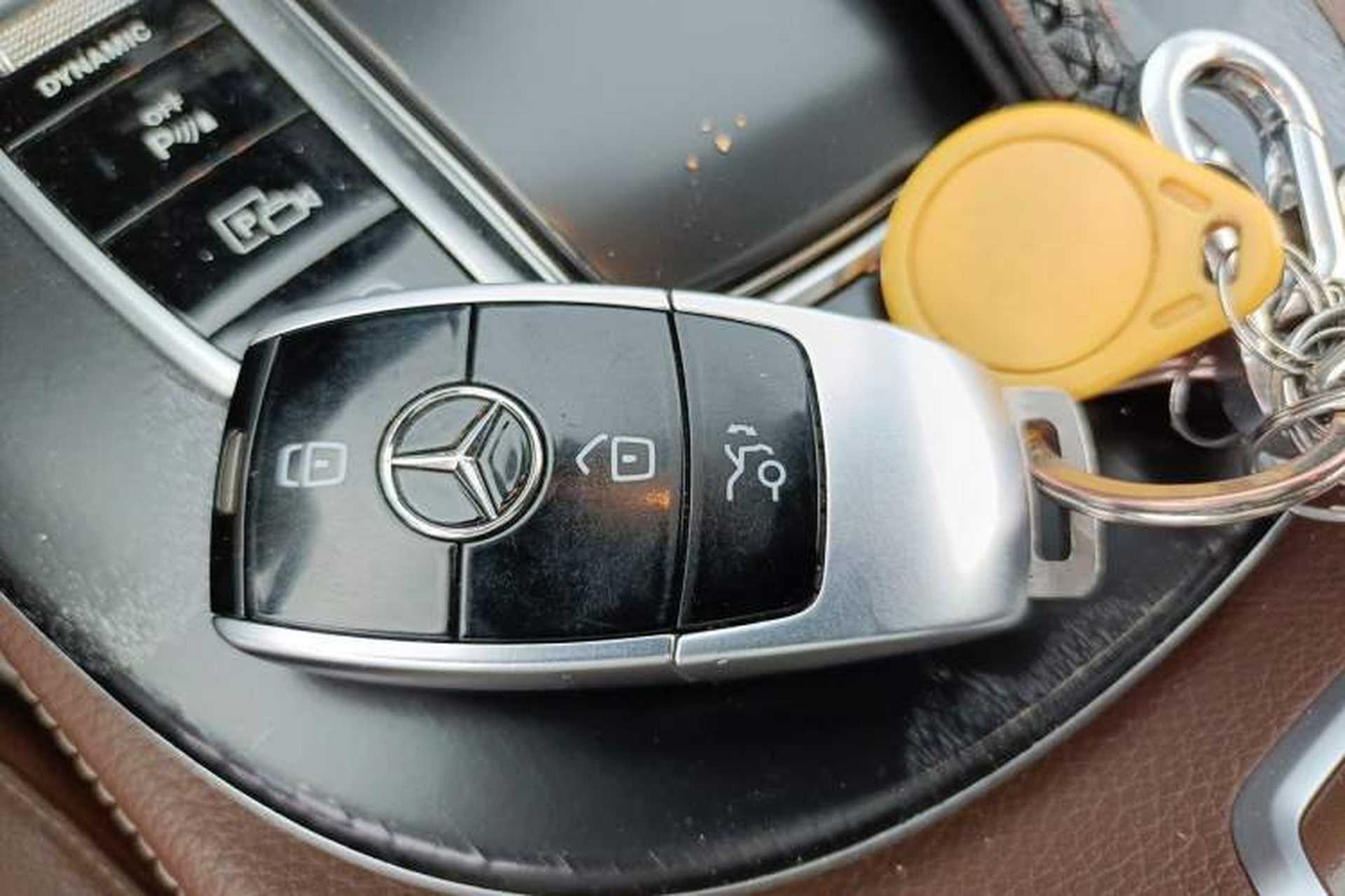 Used Mercedes-Benz E-Class 2019 E 300 L Sport Luxury Edition Vehicle Key