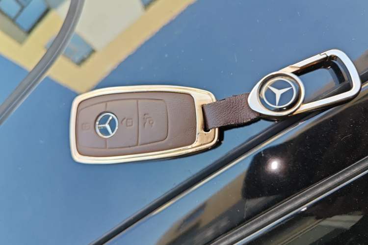 Used Mercedes-Benz E-Class 2019 E 260 L Vehicle Key