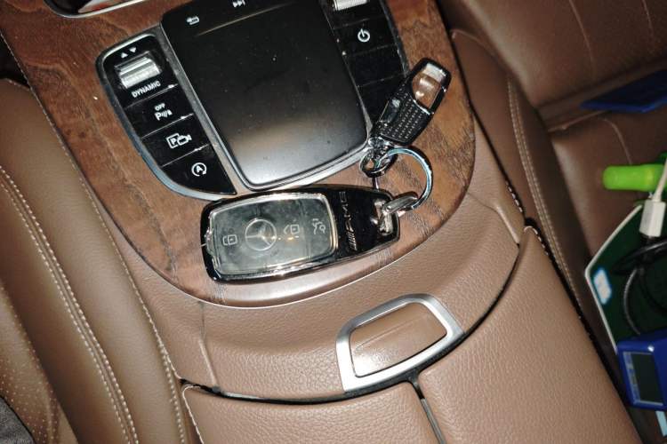 Used Mercedes-Benz E-Class 2019 E 200 L Vehicle Key