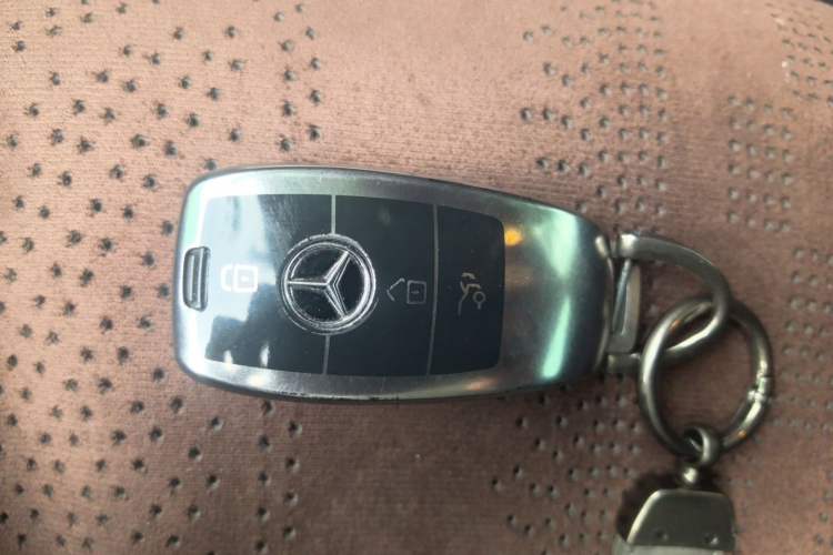 Used Mercedes-Benz E-Class 2019 E 300 L Sporty and Stylish Model Vehicle Key