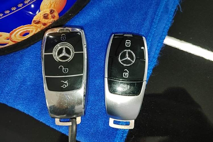Used Mercedes-Benz E-Class 2019 E 200 L Sport Edition Vehicle Key