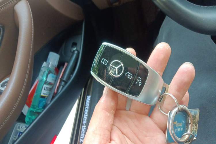 Used Mercedes-Benz E-Class 2019 E 260 L Sport Edition Vehicle Key