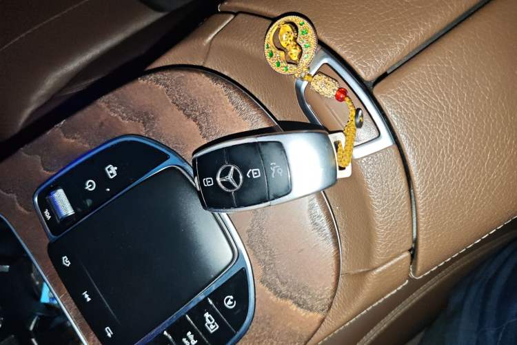 Used Mercedes-Benz E-Class 2019 E 300 L Luxury Model Vehicle Key