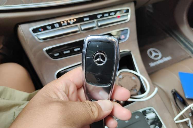 Used Mercedes-Benz E-Class 2019 E 300 L Stylish Model Vehicle Key