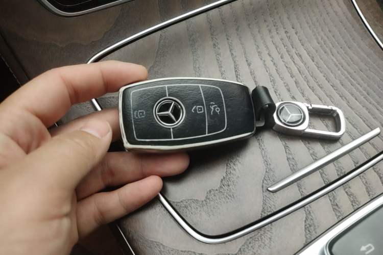 Used Mercedes-Benz E-Class 2019 E 300 L Stylish Model Vehicle Key
