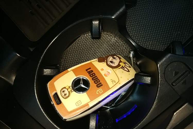 Used Mercedes-Benz E-Class 2019 E 300 L Sporty and Stylish Model Vehicle Key