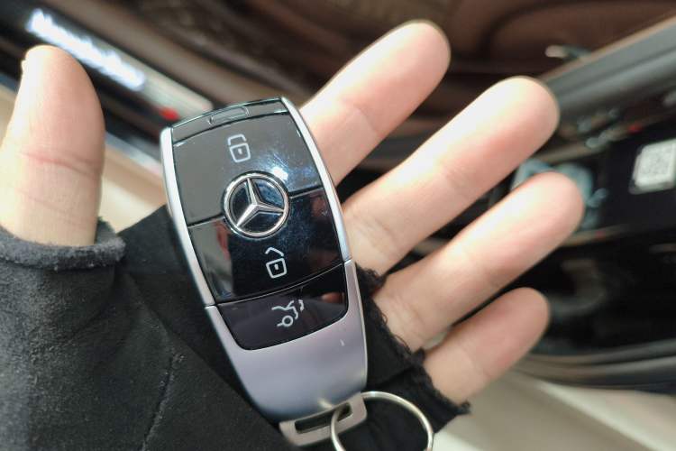 Used Mercedes-Benz E-Class 2019 E 300 L Luxury Model Vehicle Key