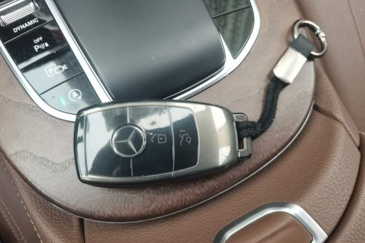 Used Mercedes-Benz E-Class 2019 E 300 L Stylish Model Vehicle Key