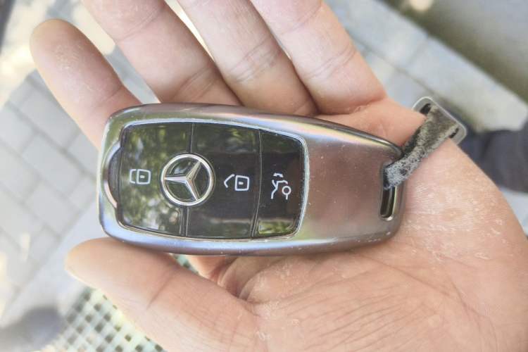 Used Mercedes-Benz E-Class 2019 E 300 L Stylish Model Vehicle Key