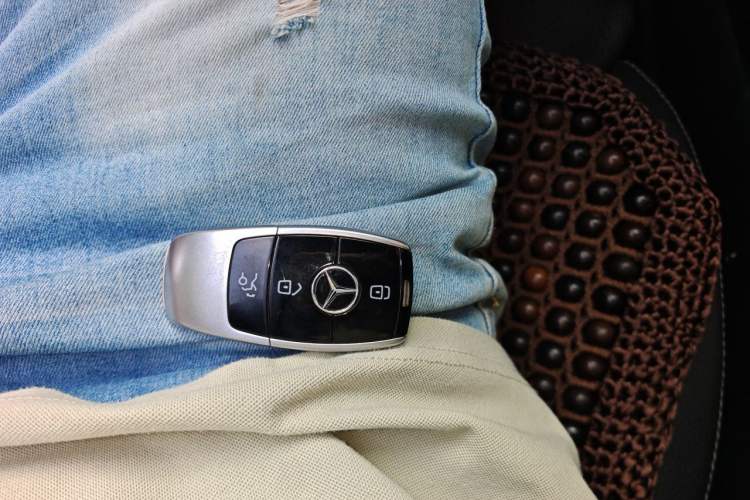 Used Mercedes-Benz E-Class 2019 E 200 L Sport Edition Vehicle Key