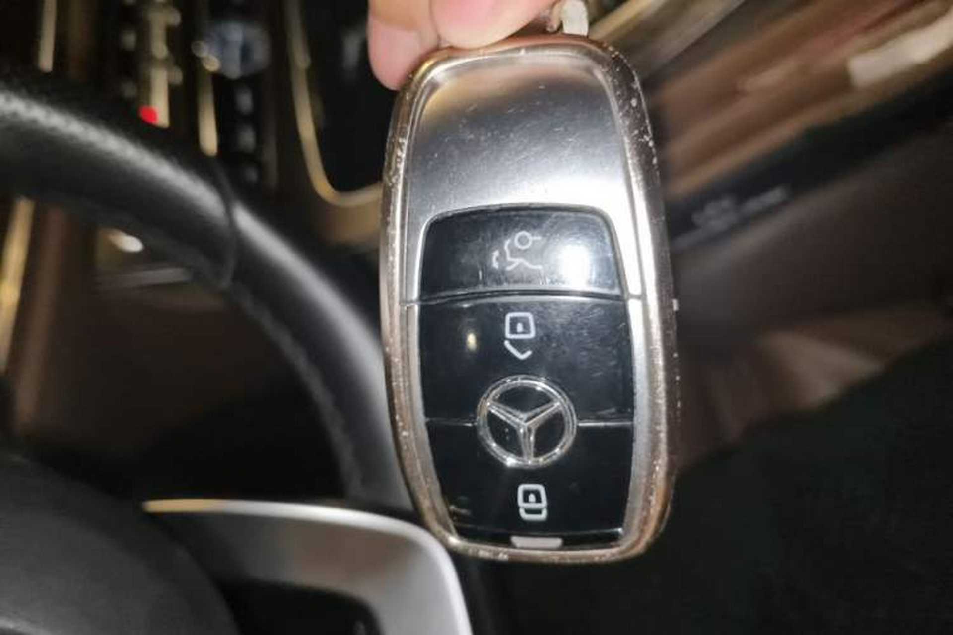 Used Mercedes-Benz E-Class 2019 E 260 L Sport Edition Vehicle Key