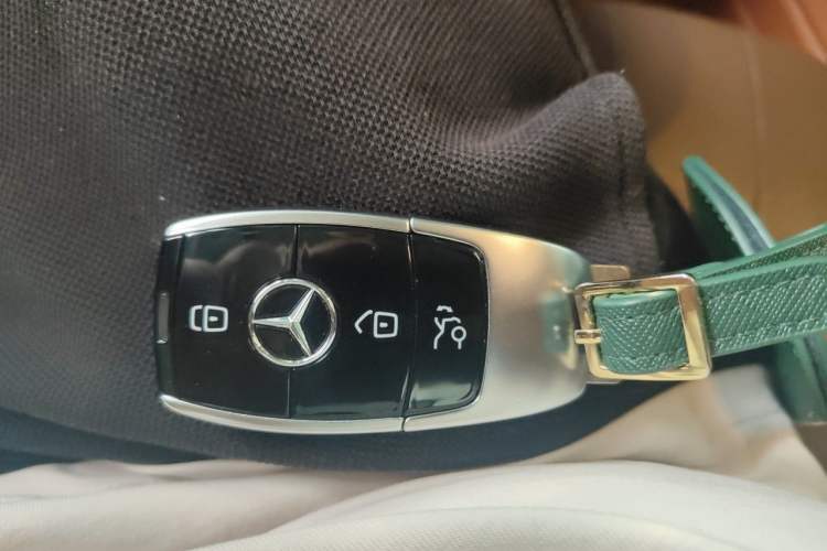 Used Mercedes-Benz E-Class 2019 Restyled E 300 L Luxury Edition Vehicle Key