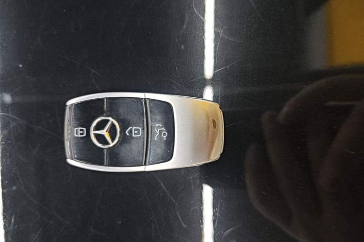 Used Mercedes-Benz E-Class 2019 E 260 L Vehicle Key