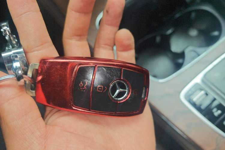 Used Mercedes-Benz E-Class 2019 Facelifted E 300 L Stylish Version Vehicle Key