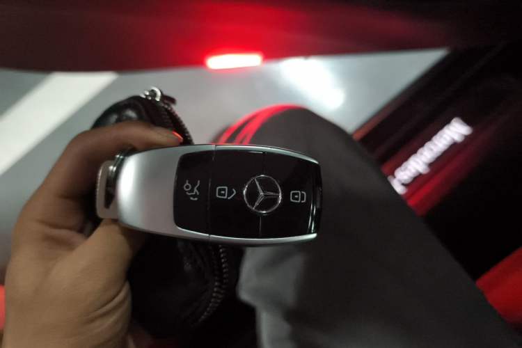 Used Mercedes-Benz E-Class 2019 E 260 L Vehicle Key