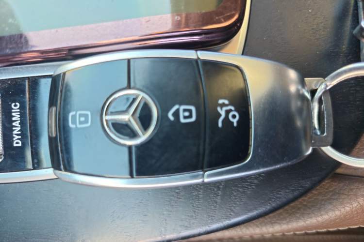 Used Mercedes-Benz E-Class 2019 E 260 L Sport Edition Vehicle Key