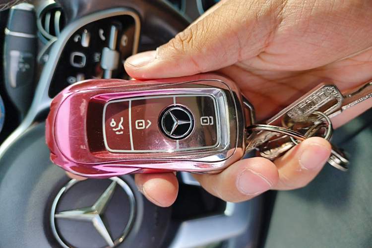 Used Mercedes-Benz E-Class 2019 E 260 L Vehicle Key
