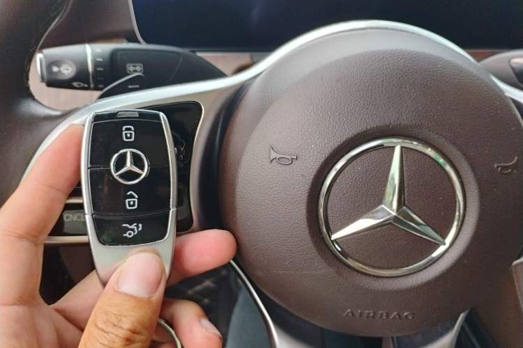 Used Mercedes-Benz E-Class 2019 Restyled E 300 L Luxury Edition Vehicle Key