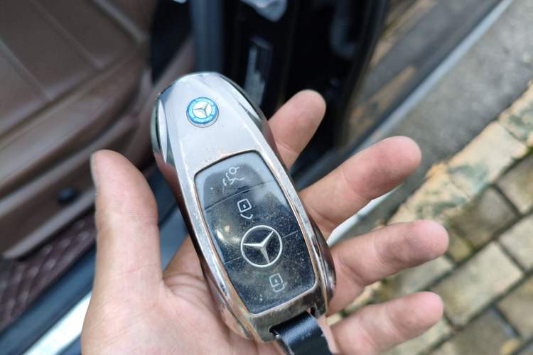Used Mercedes-Benz E-Class 2019 E 260 L Sport Edition Vehicle Key