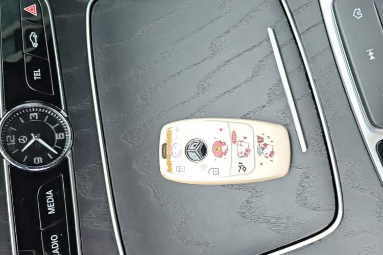 Used Mercedes-Benz E-Class 2019 E 260 L Sport Edition Vehicle Key
