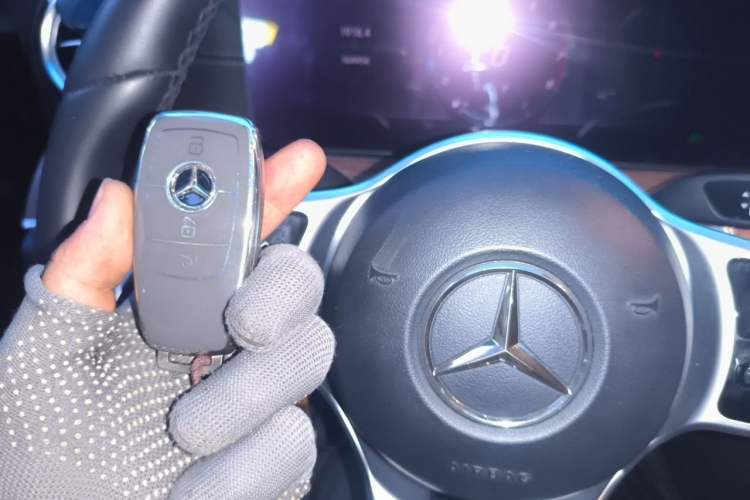 Used Mercedes-Benz E-Class 2019 Restyled E 300 L Luxury Edition Vehicle Key