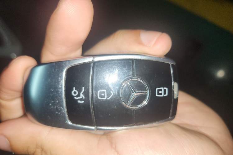 Used Mercedes-Benz E-Class 2019 E 260 L Vehicle Key