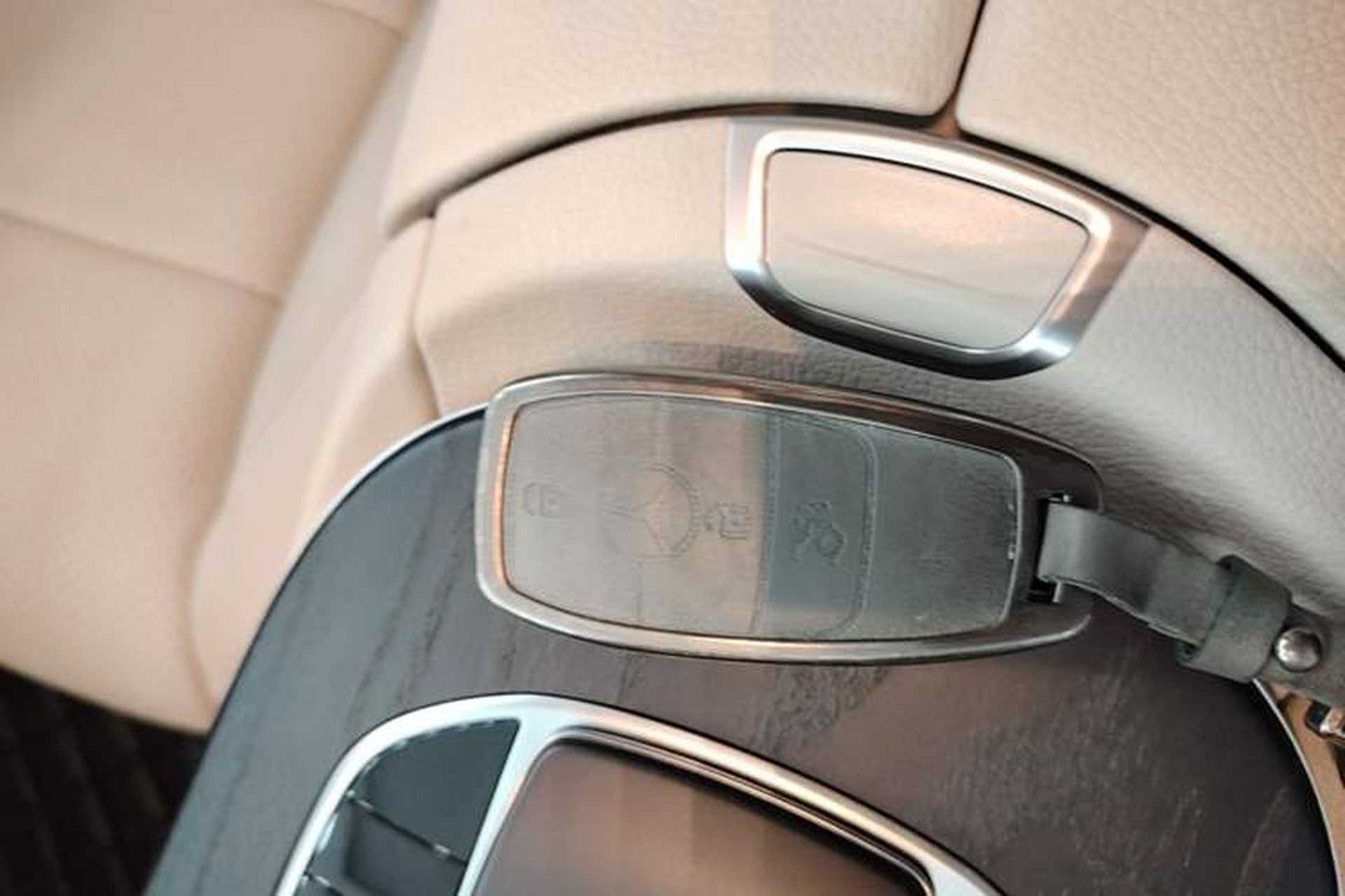 Used Mercedes-Benz E-Class 2019 Restyled E 300 L Sporty and Stylish Edition Vehicle Key