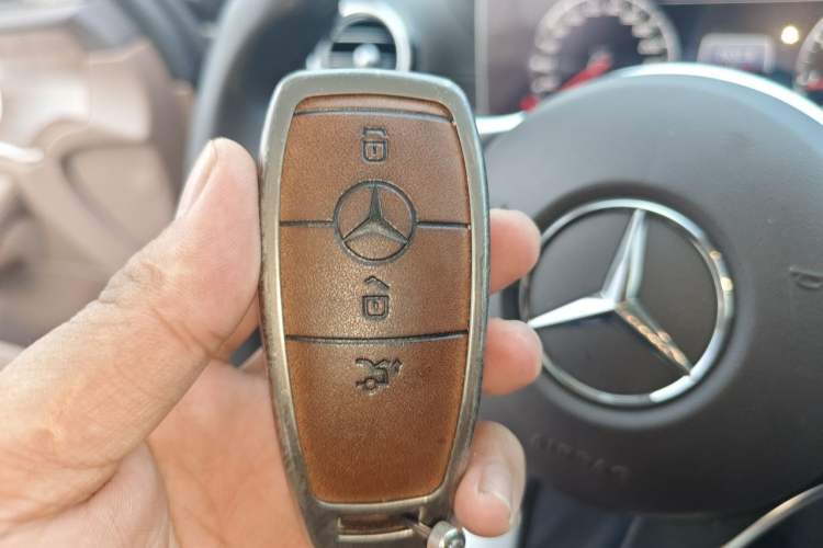 Used Mercedes-Benz E-Class 2019 Restyled E 300 L Luxury Edition Vehicle Key