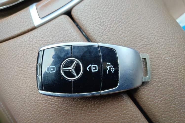 Used Mercedes-Benz E-Class 2019 E 300 L Stylish Model Vehicle Key