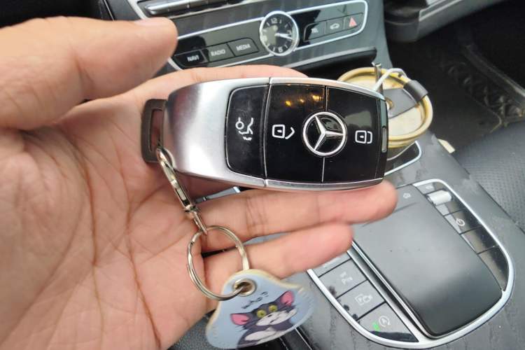 Used Mercedes-Benz E-Class 2019 E 300 L Stylish Model Vehicle Key