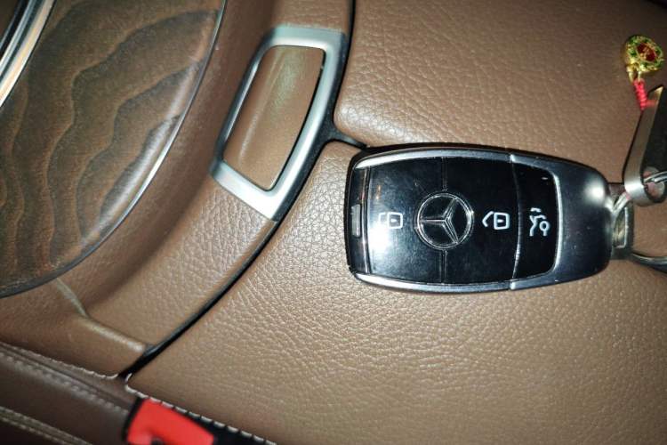Used Mercedes-Benz E-Class 2019 E 300 L Stylish Model Vehicle Key